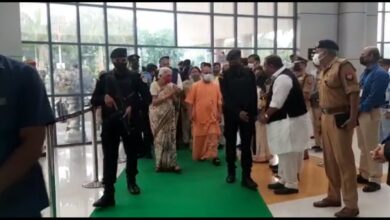 Photo of राज्यपाल आनंदी बेन पटेल और मुख्यमंत्री योगी आदित्यनाथ पहुंचे सीएसजेएमयू