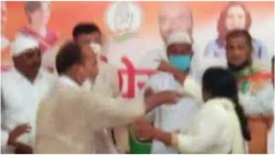 Photo of गुंडों ने ऑफिस में घुसकर कांग्रेस की महिला जिलाध्यक्ष के साथ अभद्रता