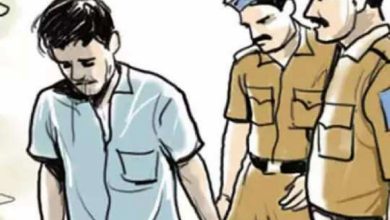 Photo of पुलिस से बेखौफ बदमाशों ने घर में घुसकर पूरे परिवार को किया लहूलुहान