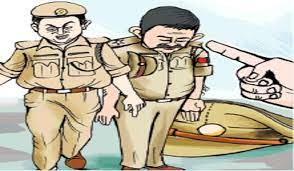 Photo of पुलिस की कार्यशैली पर फिर लगा सवालिया निशान पुलिस के कर्मचारी ने पत्रकार पर बोला हमला