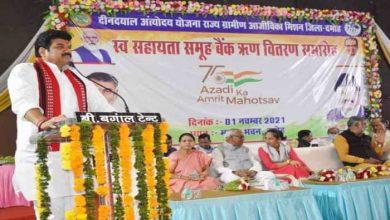 Photo of मंत्री ने खोला अपनी पत्नी का राज पत्नी चुरा लेती है मंत्री के जेब से पैसे