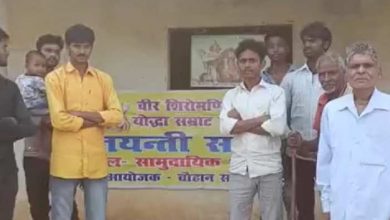 Photo of दीपावली पर नहीं जलते इस गांव में दीये जश्न की जगह लोग मनाते हैं शोक