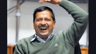 Photo of ऑटो ड्राइवर ने दिया केजरीवाल को न्योता ऑटो ड्राइवर के घर डिनर पर पहुँचे केजरीवाल