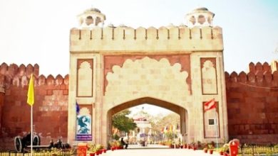 Photo of कानपुर में नाना राव पार्क के पास बनी फुटपाथ पर गर्भवती महिला को मारी गंभीर टक्कर