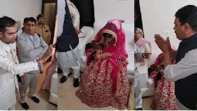 Photo of दहेज में फॉर्च्यूनर की डिमांड पर दूल्हे ने रोके फेरे शादी के जोड़े में बैठी रह गई PhD पास दुल्हन