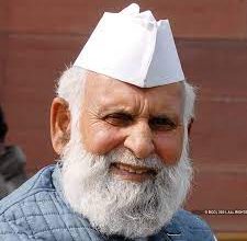 Photo of सपा सांसद शफीकुर्रहमान बर्क के फेसबुक पोस्ट पर मचा हड़कंप