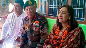 Photo of पत्नी के साथ जा रहे सीडीएस बिपिन रावत का हेलिकॉप्टर क्रैश