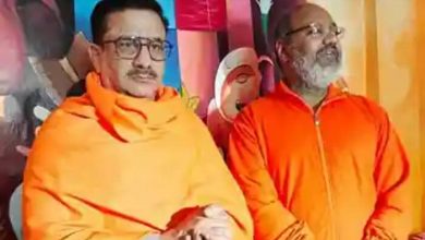 Photo of शिया वक्फ बोर्ड के पूर्व चेयरमैन ने गाजियाबाद के डासना स्थित देवी मंदिर में किया धर्म परिवर्तन