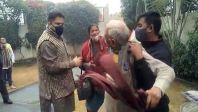 Photo of आगरा में जेपी नड्डा की बैठक से पहले ही हंगामा