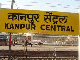 Photo of अवैध रूप से कब्जा करके चल रही कानपुर सेंट्रल स्टेशन गेट नंबर एक के बाहर चाय की दुकानें