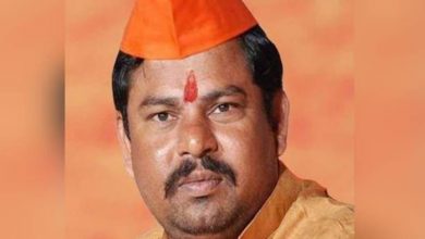 Photo of भाजपा विधायक के फिर बिगड़े बोल विधायक ने वोट के लिए दिखाई दबंगई