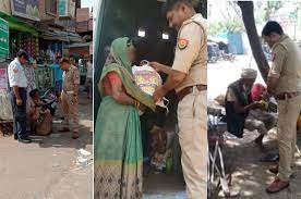 Photo of जालौन में पुलिस की खूबसूरत और शानदार पहल गरीबों, जरूरतमंदों और बच्चों की यूं कर रही मदद