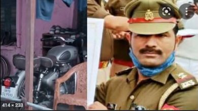 Photo of पुलिस कमिश्नर का पीआरओ गैंगस्टर की बुलेट से भर रहा फर्राटा